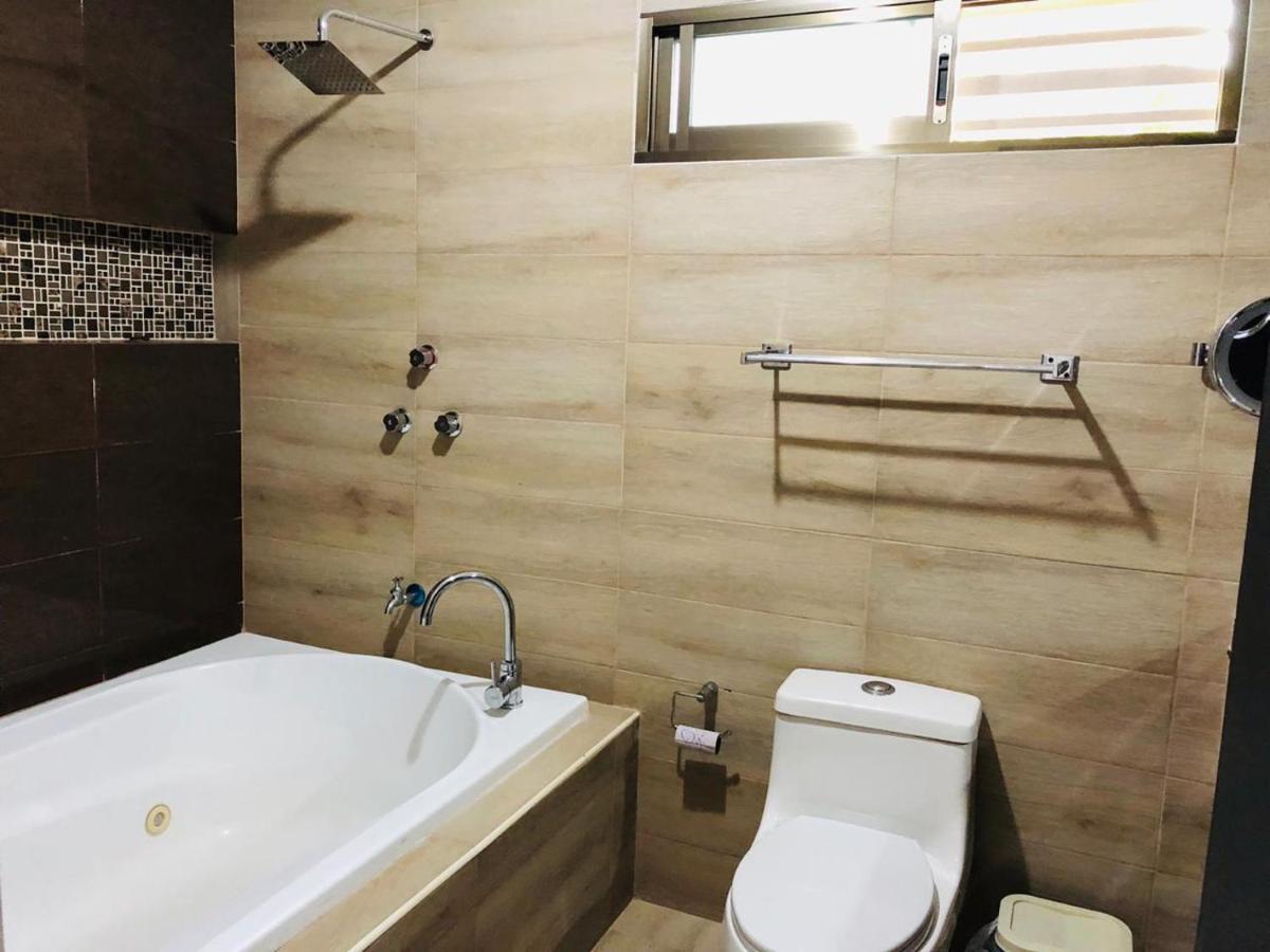 Casa Lili 2: Luxurious/Amplio/Hot Water/Economic/Wifi/Tv Lejlighed Valladolid  Eksteriør billede